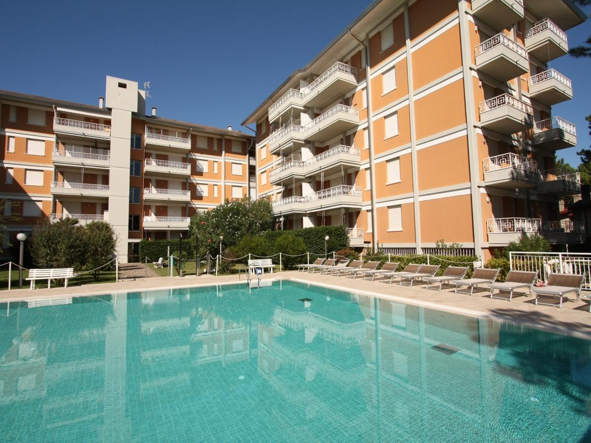 Апартаменты Residenza Gardenia Линьяно-Саббьядоро Экстерьер фото